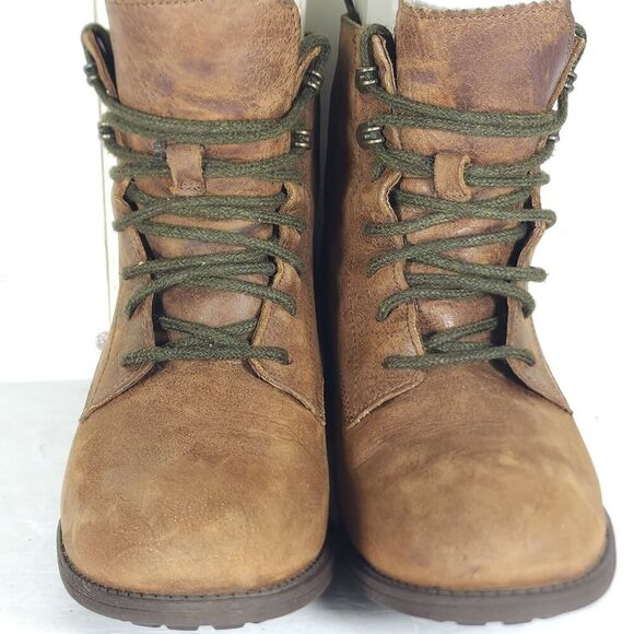 Ugg Women's Denali US8 Brown Leather Lace Up Sheepskin Lined LaceUp Combat Boots - Picture 4 of 16